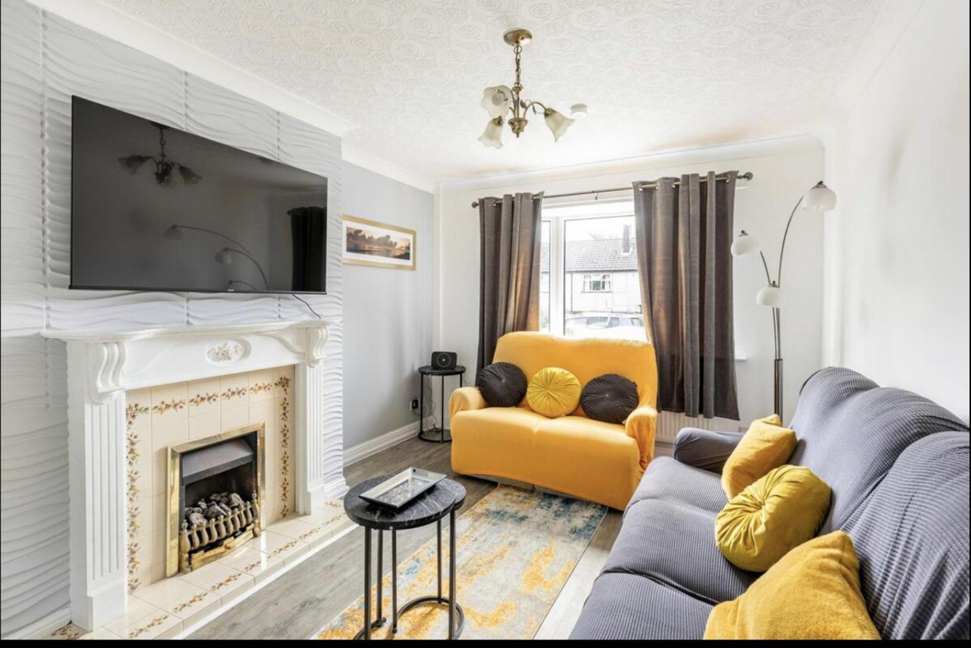 Come & Unwind In Charming 5 Bed House In Blackburn Blackburn  Exterior foto